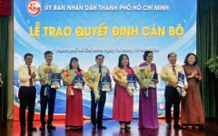 HINH BAN GIAM HIEU_1 2